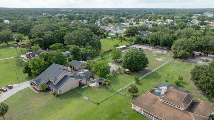 Image No.60-5 Bed Property for sale