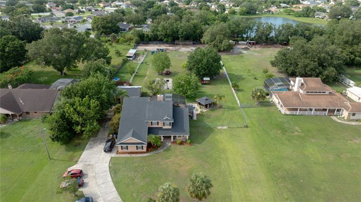 Image No.8-5 Bed Property for sale