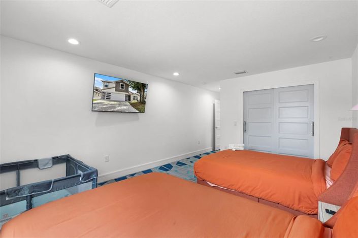 Image No.20-4 Bed Property for sale