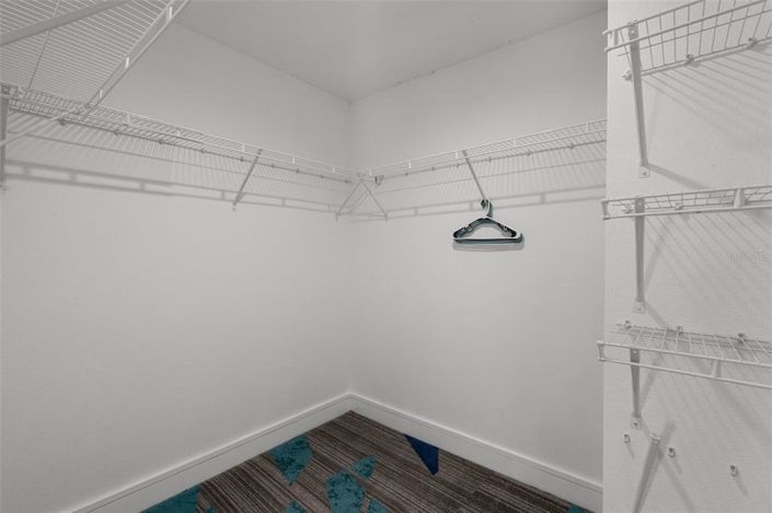 Image No.27-4 Bed Property for sale