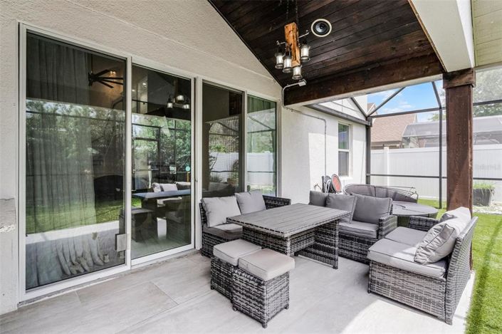 Image No.30-4 Bed Property for sale