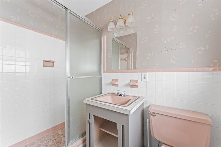 Image No.22-4 Bed Property for sale