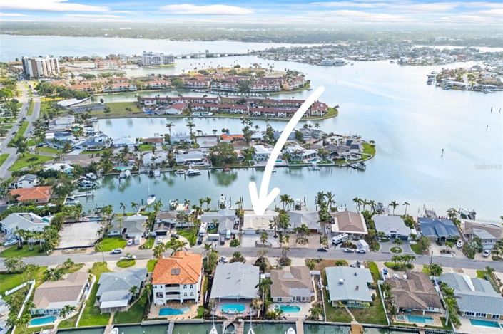 Image No.3-4 Bed Property for sale