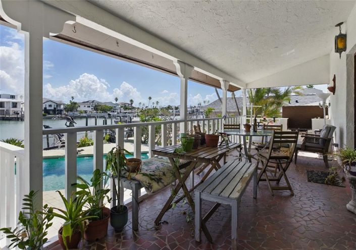 Image No.17-4 Bed Property for sale