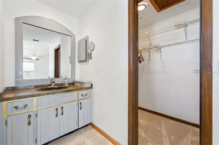 Image No.34-4 Bed Property for sale