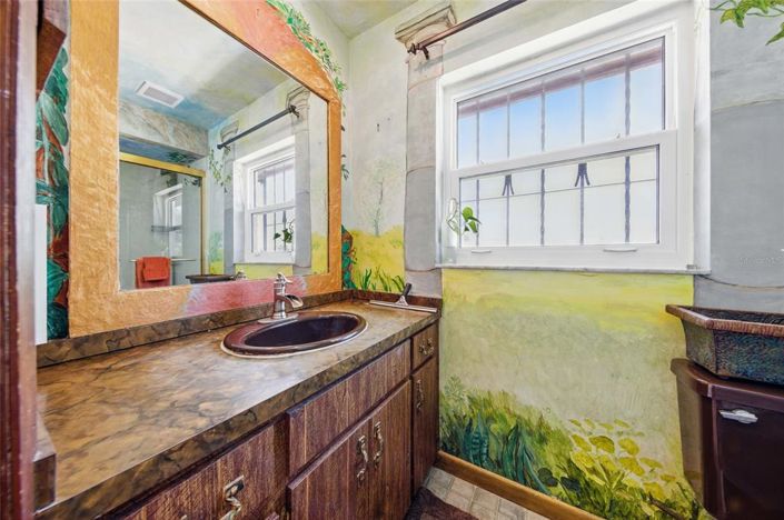 Image No.36-4 Bed Property for sale