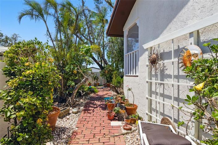 Image No.40-4 Bed Property for sale