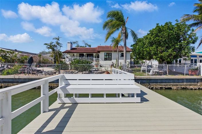 Image No.43-4 Bed Property for sale