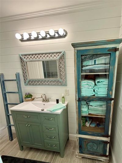 Image No.38-3 Bed Property for sale