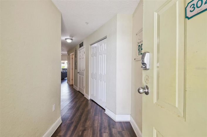 Image No.3-2 Bed Property for sale