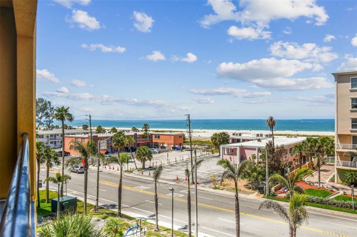 Image No.36-2 Bed Property for sale