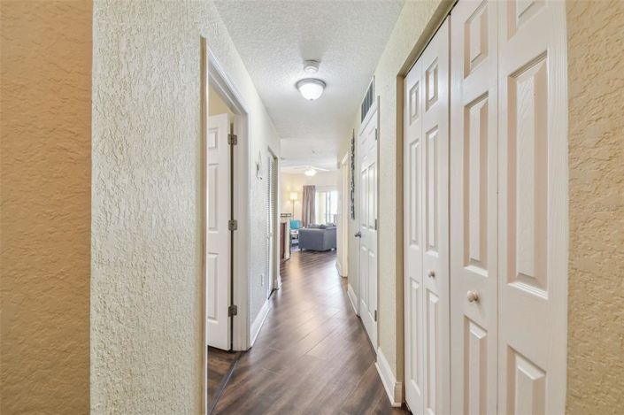 Image No.4-2 Bed Property for sale