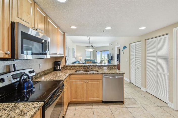 Image No.15-2 Bed Property for sale