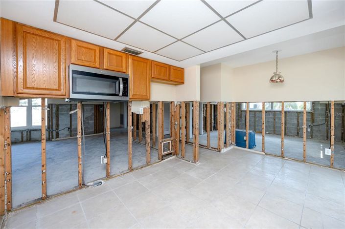 Image No.18-2 Bed Property for sale