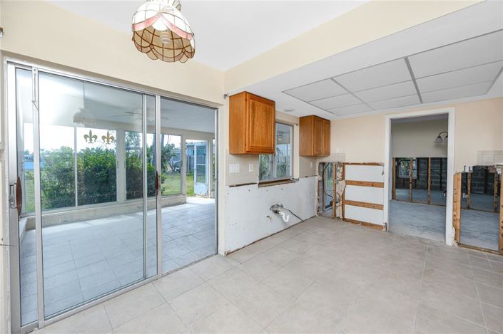 Image No.19-2 Bed Property for sale