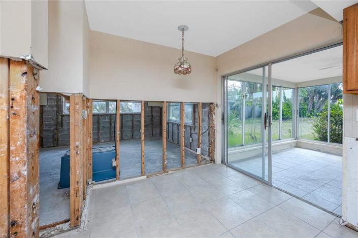 Image No.20-2 Bed Property for sale