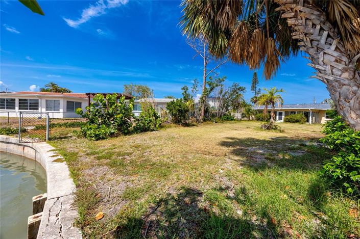 Image No.42-2 Bed Property for sale