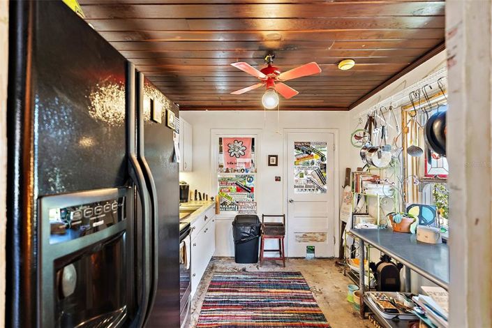 Image No.15-2 Bed Property for sale