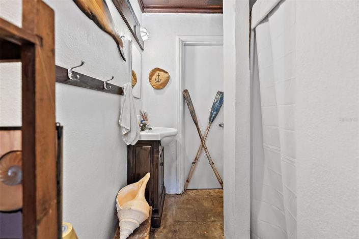 Image No.19-2 Bed Property for sale