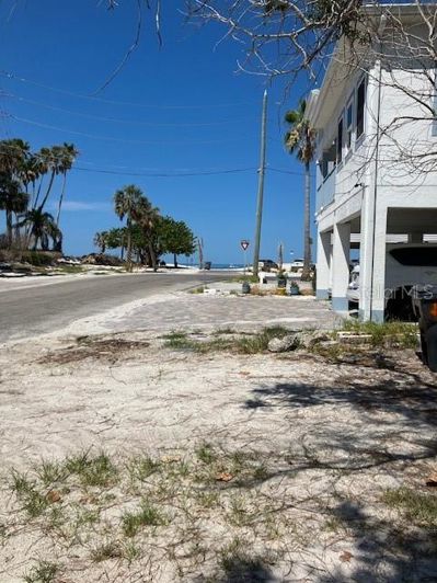 Image No.27-2 Bed Property for sale