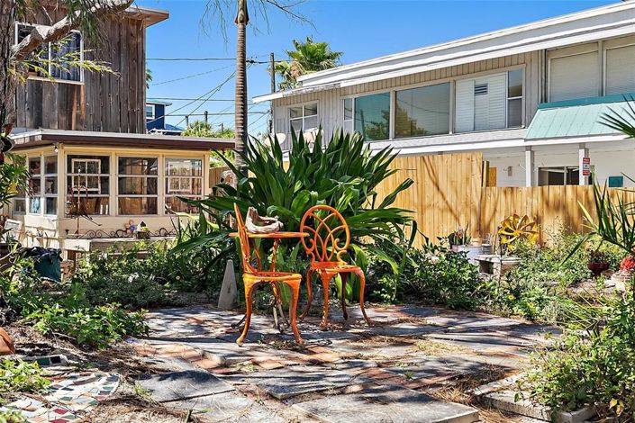 Image No.38-2 Bed Property for sale