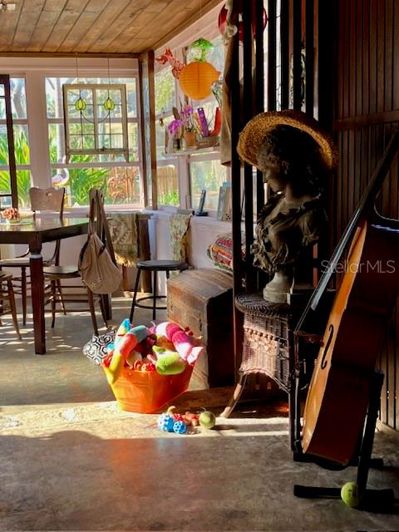 Image No.9-2 Bed Property for sale