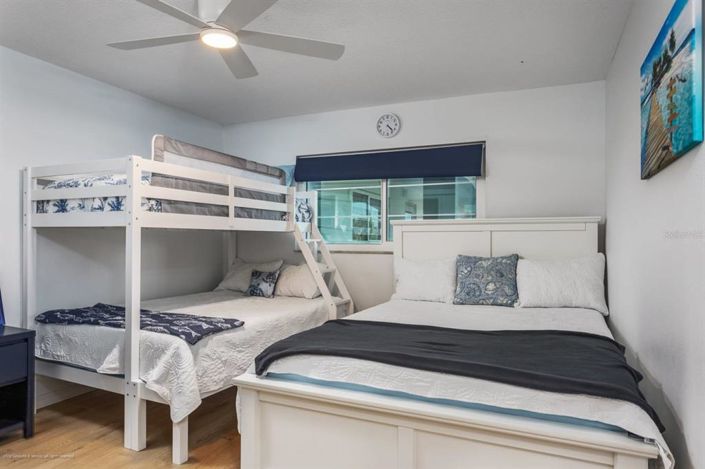 Image No.22-2 Bed Property for sale