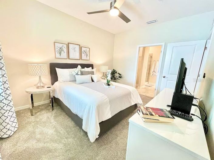 Image No.10-2 Bed Property for sale