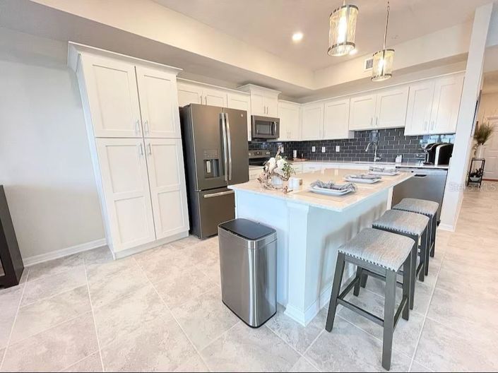 Image No.3-2 Bed Property for sale