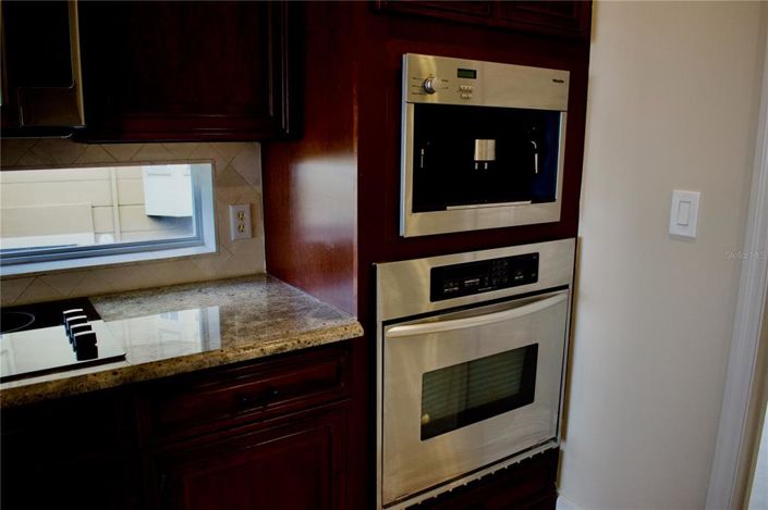 Image No.14-3 Bed Property for sale