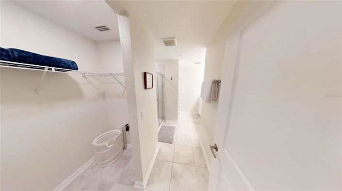 Image No.11-2 Bed Property for sale