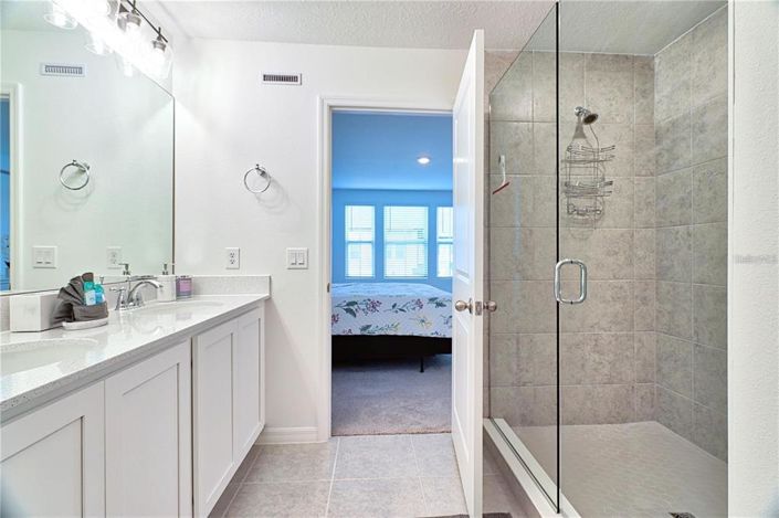 Image No.15-3 Bed Townhouse for sale