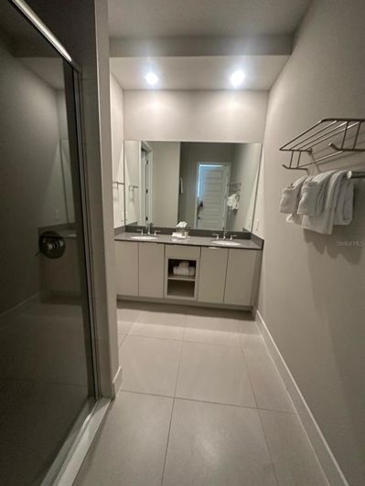 Image No.12-3 Bed Property for sale