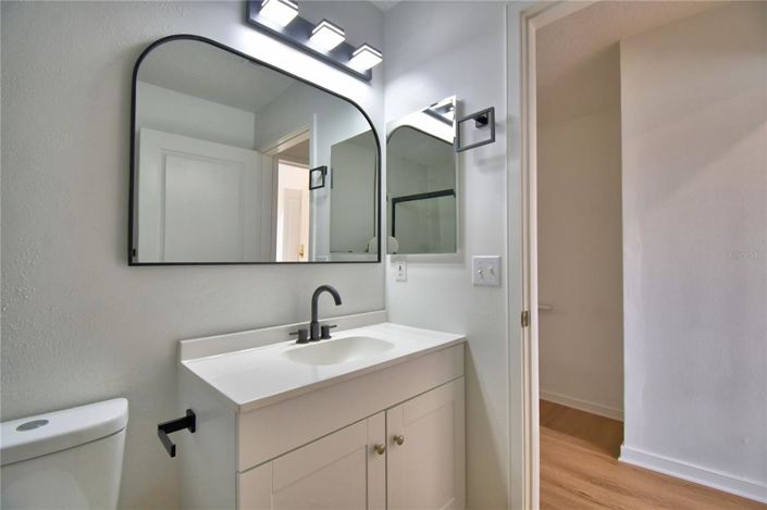 Image No.17-2 Bed Property for sale