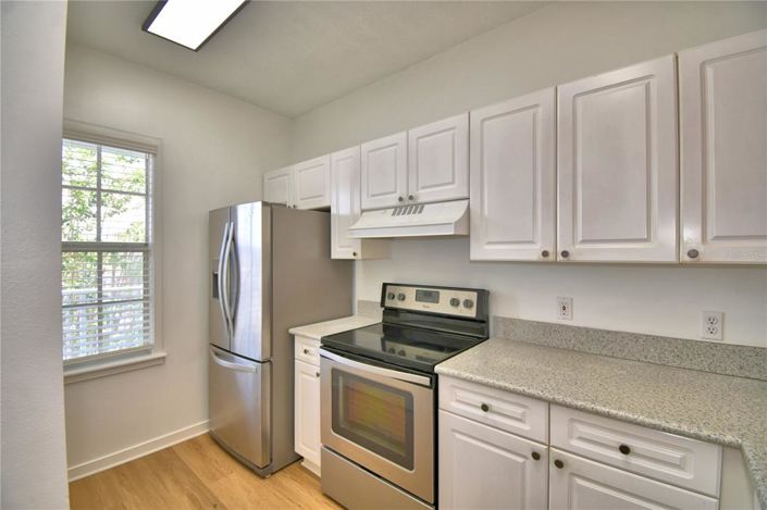 Image No.7-2 Bed Property for sale