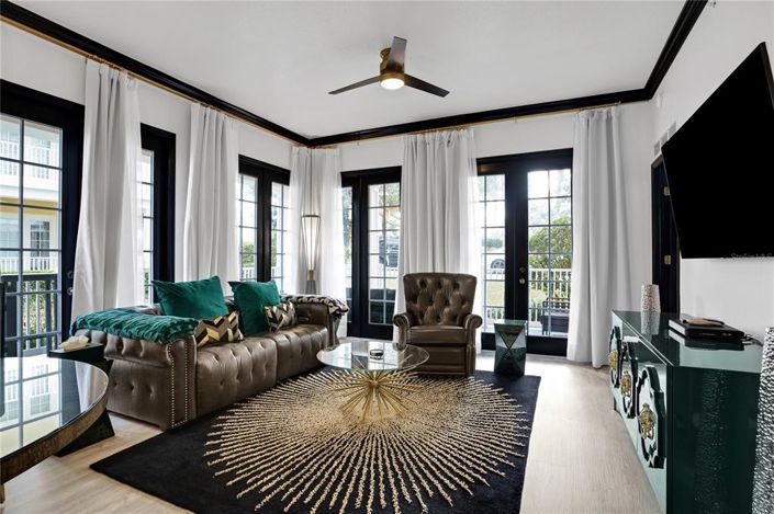 Image No.11-3 Bed Property for sale