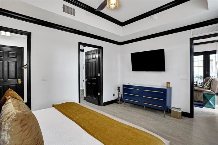 Image No.17-3 Bed Property for sale