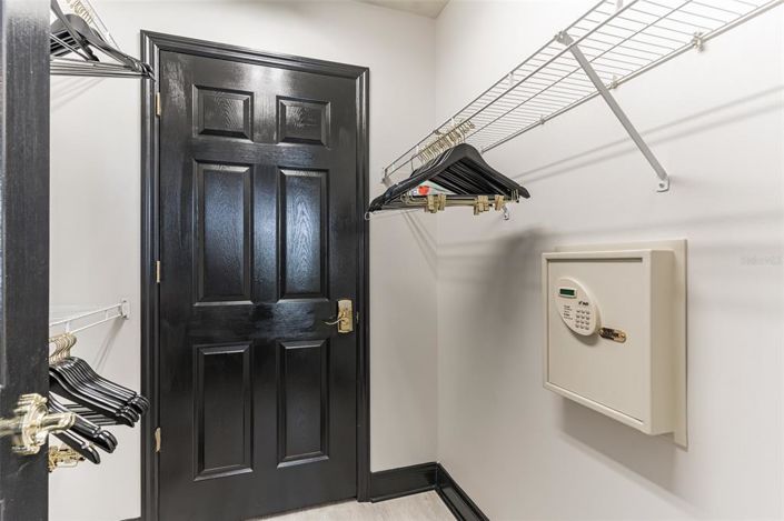 Image No.20-3 Bed Property for sale