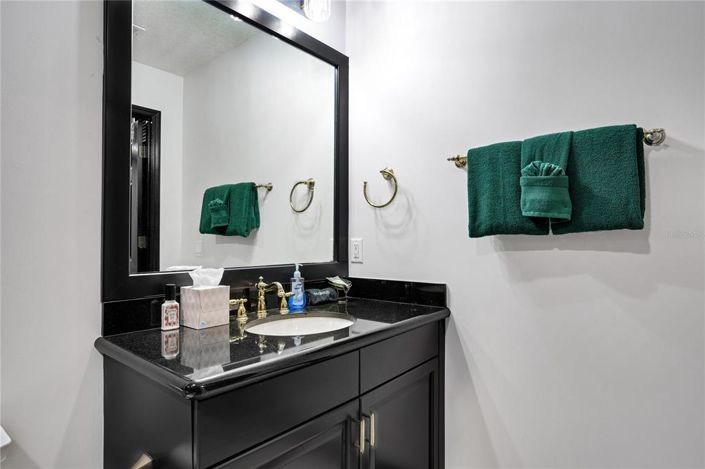 Image No.24-3 Bed Property for sale