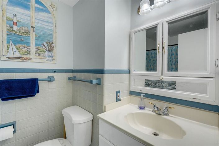 Image No.20-2 Bed Property for sale