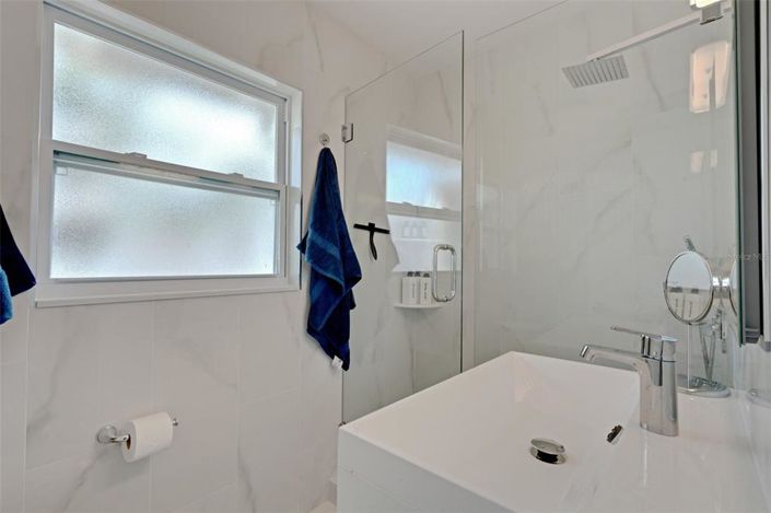 Image No.23-2 Bed Property for sale