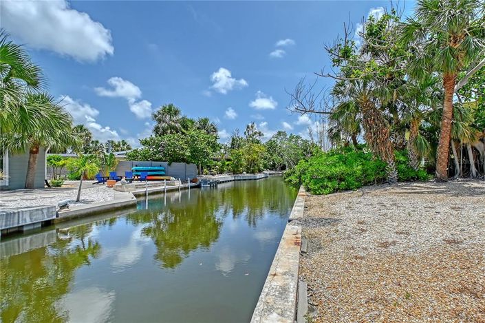 Image No.4-2 Bed Property for sale