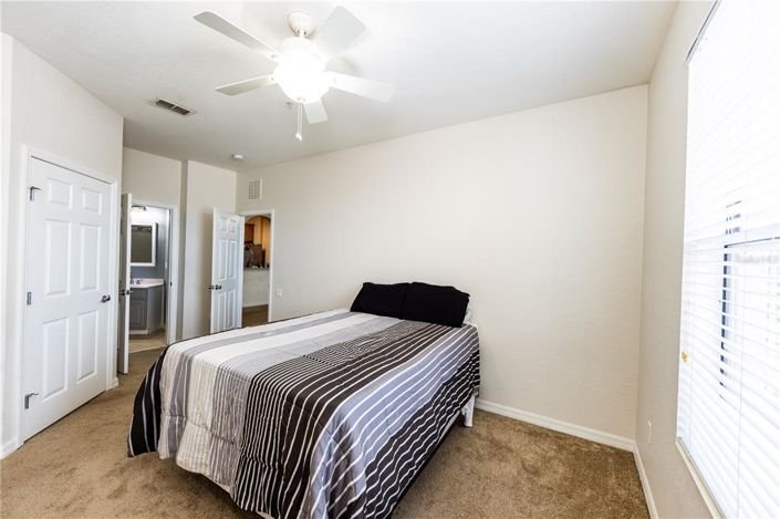 Image No.17-3 Bed Property for sale