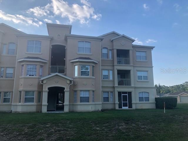 Image No.10-2 Bed Property for sale