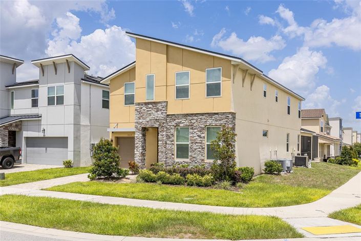 Image No.1-7 Bed Property for sale