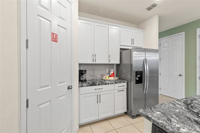 Image No.14-7 Bed Property for sale