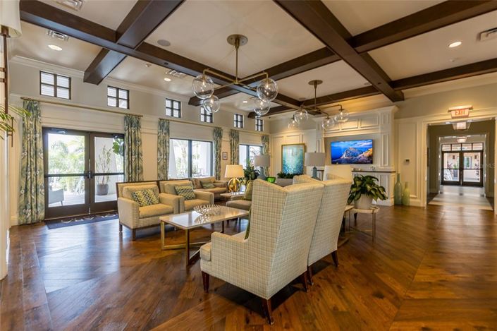 Image No.50-7 Bed Property for sale