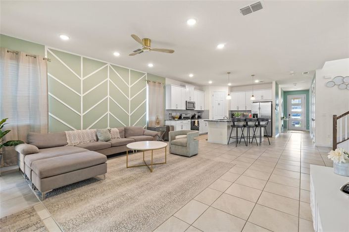 Image No.8-7 Bed Property for sale