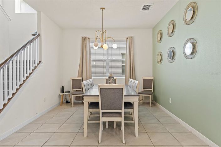 Image No.9-7 Bed Property for sale