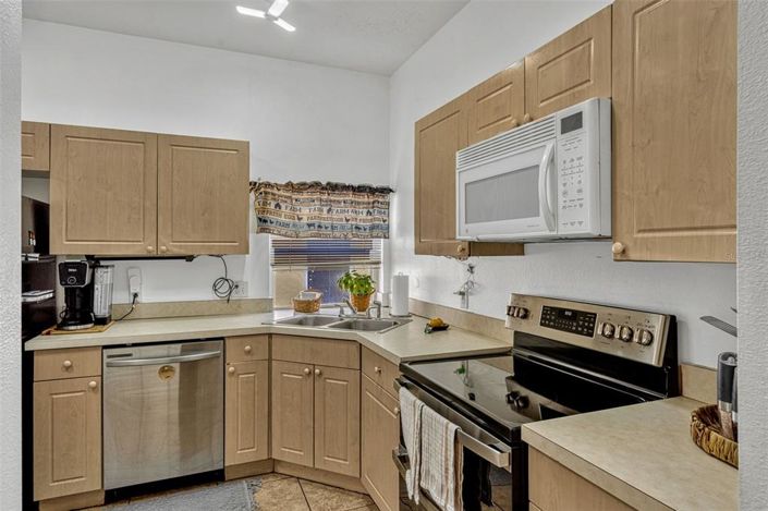 Image No.13-4 Bed Property for sale